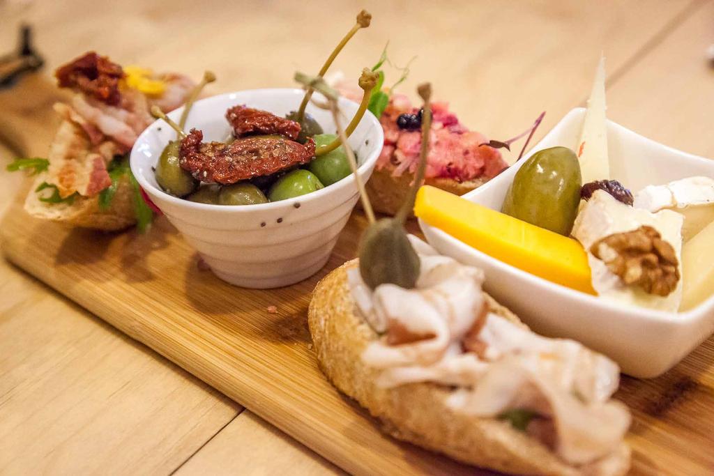 Smakowa - BAŁKANY Bałkański grill w najlepszym wydaniu.