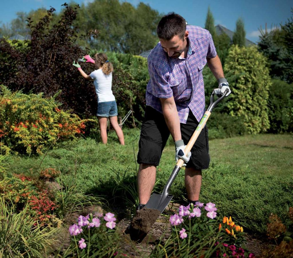 NARZĘDZIA DO PRAC ZIEMNYCH TRZON DREWNIANY Odpowiednio dobrane narzędzia zdecydowanie ułatwiają wszelkie prace w ogrodzie dzięki czemu wszelka praca będzie nie tylko przyjemniejsza ale też bardziej