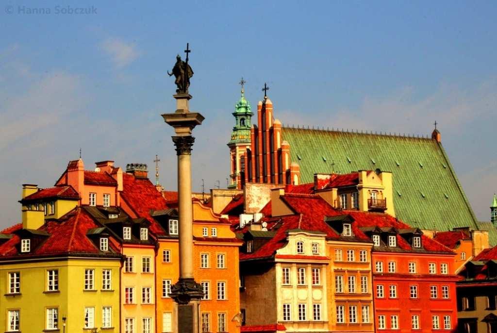 Można też zwiedzić Zamek Królewski albo po prostu zjeść tani obiad w barze mlecznym Barbakan przy jak sama nazwa wskazuje Barbakanie. Na chwilę można jeszcze raz wejść do Katedry św.