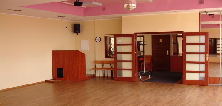 W CENIE PÓŁKOLONII JEST OBIAD W POBLISKIM BISTRO SERWIS SMAKU, SERWUJĄCYM SMACZNE POSIŁKI. STARA KISZEWA www.wrotakaszub.