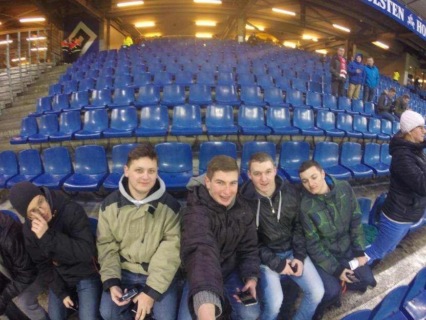 29.03-18.