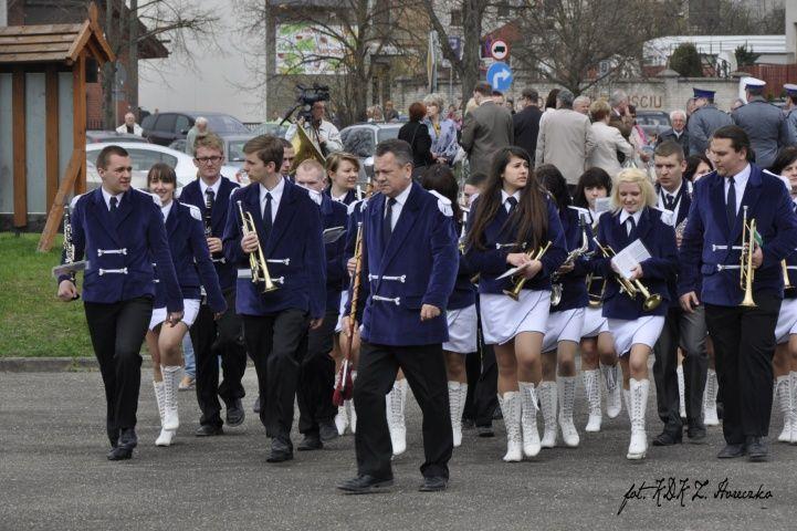 Zarząd pozytywnie rozpatrzył prośbę Dyrektora PZS Nr 1 w Kościerzynie w sprawie dofinansowania organizacji wyjazdu Orkiestry Dętej Begama na uroczystości z okazji 79 rocznicy ogłoszenia Prawd Polaków