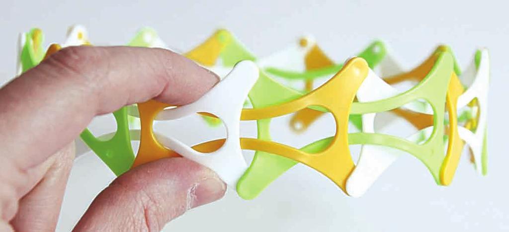 3) Start by making a flower shape (see page 3).
