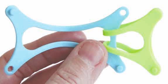 Thread a green Klixi Mixi inside a blue, fold over and