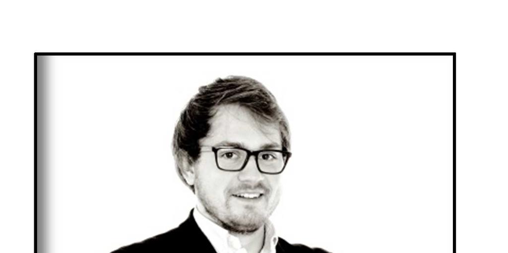 fot. Jakub Zawadzki JAKUB KRUKOWSKI Kompozytor muzyki poważnej i rozrywkowej, producent muzyczny. Właściciel studia nagrań Sound and Wave realizator dźwięku.