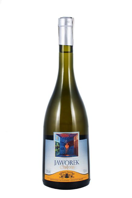 Jaworek Chatone Rocznik: 2015 Szczep: 100% chardonnay Alkohol: 13 % Jaworek Chatone to białe wino uzyskane z najbardziej rozpoznawalnej na świecie białej odmiany winorośli szlachetnej Chardonnay.