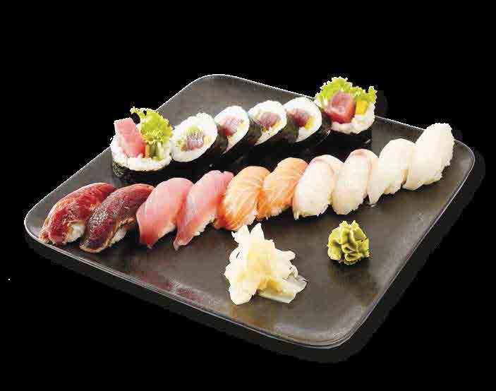 ZESTAWY UCZEŃ GAK USEI 41,00 4 nigiri + 6 maki 2 x łosoś, maślana, omlet DOSKONAŁE KAM PEKI DA 62,00 8 nigiri + 6 maki/uramaki 2 x łosoś, 2 x tuńczyk, okoń, maślana,