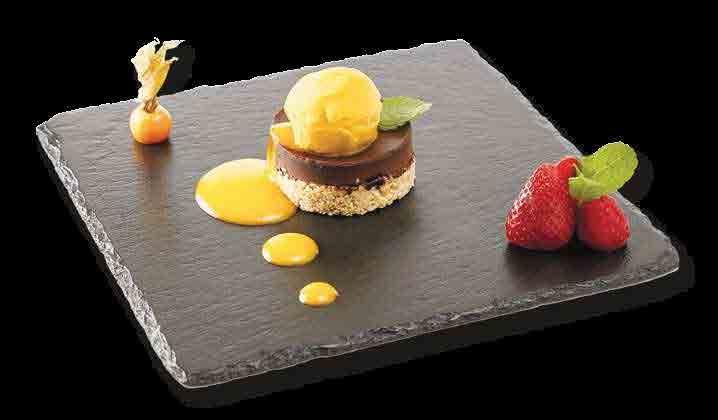 DESERY lody z zielonej herbaty 9,00 lody imbirowe 10,00 banan i ananas w chrupiącym cieście tempura 11,00