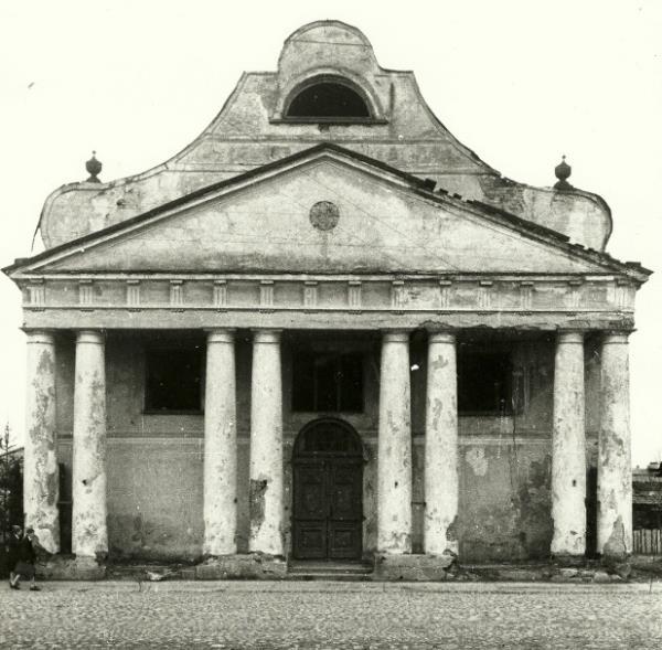 Fotografia synagogi z