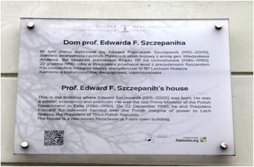 kulturowych Jedna z tablic Suwalskich ścieżek kultury