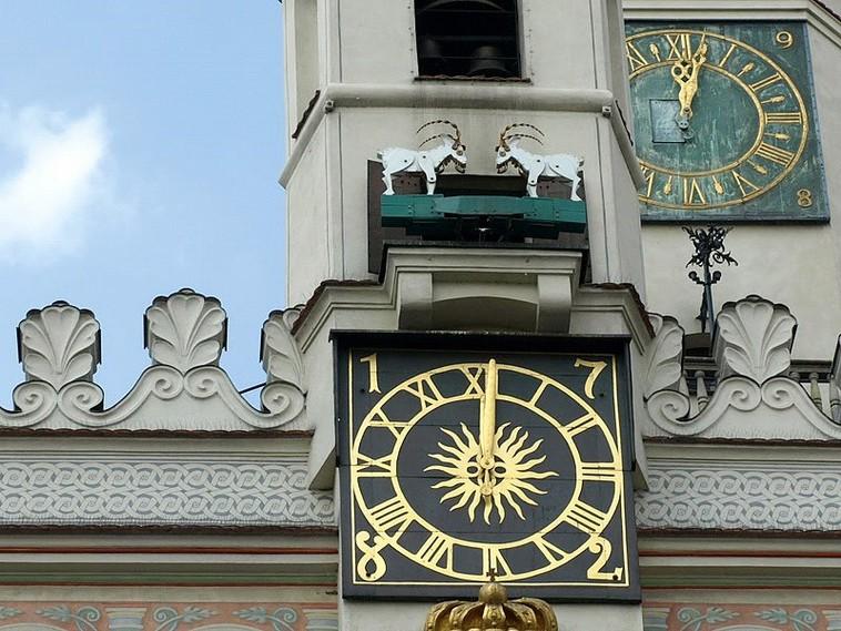 Na ryneczku atrakcji Ci łod licha i troche. Jak zawitosz tutej w drugiej połowie czerwca to poznosz Jarmark Świętojański.