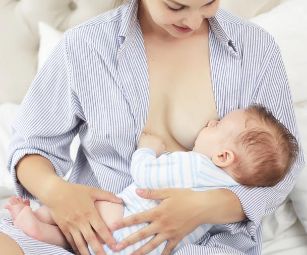 Najmłodsze wśród badanych kobiet, znacznie częściej niż pozostałe wykazywały, że położna rodzinna odwiedziła je, w ciągu dwóch miesięcy po porodzie, tylko raz (35,46%) lub nie odwiedziła w ogóle