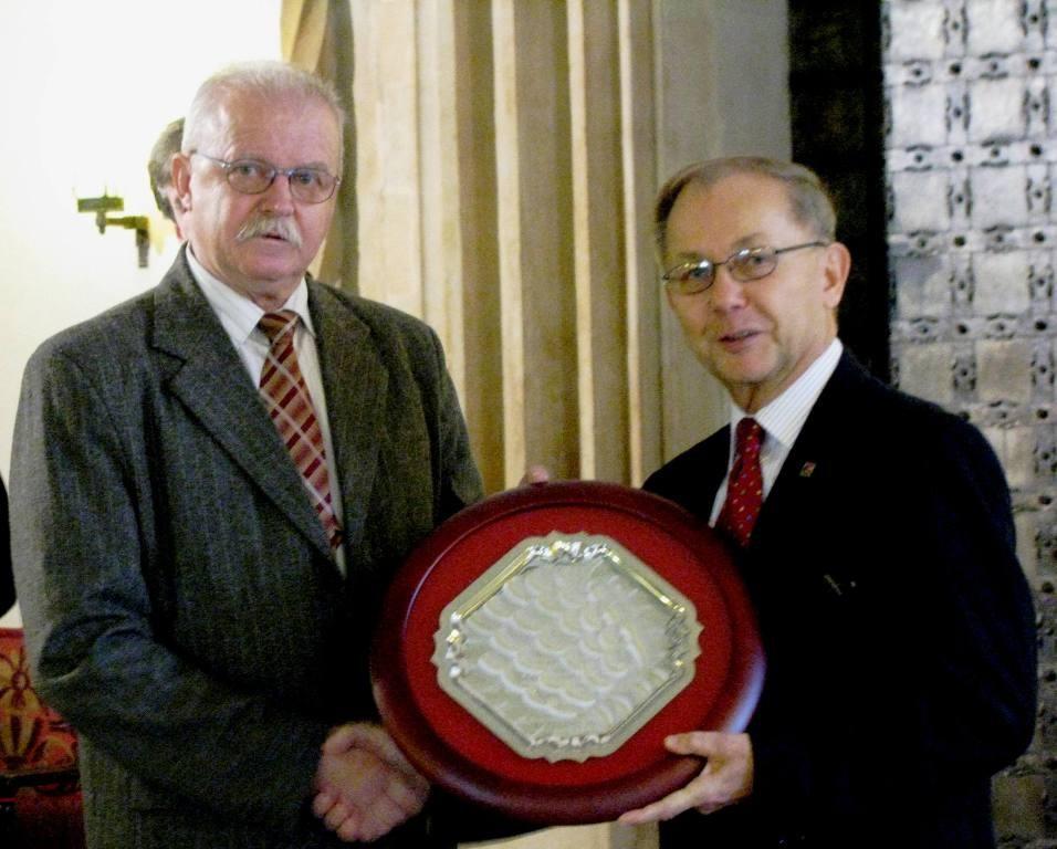 najbardziej zasłużeni zostali wyróżnieni przez Marszałka Województwa, Prezydenta Wrocławia, oraz Dolnośląską Federację Sportu.