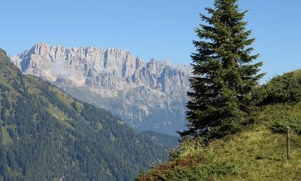 około 8 godzin. Monte Palalada Monte Agner Forcella Cesurette 20.