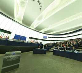 3 i zrozumiały sposób, tak by każdy europejski internauta mógł się czuć bezpiecznie podłączając się do sieci i korzystając z internetowych usług. Kodeks dostępny jest w 22 oficjalnych językach UE m.