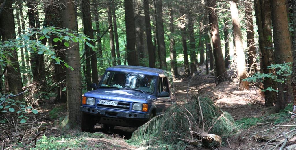 To druga najwyższa droga Rumunii (2034m.n.p.m.). Przecina góry Fogaraskie - najwyższe pasmo rumuńskich Karpat. Zatrzymamy się na zaporze (160m. wys) tworzącej jezioro Vidraru.