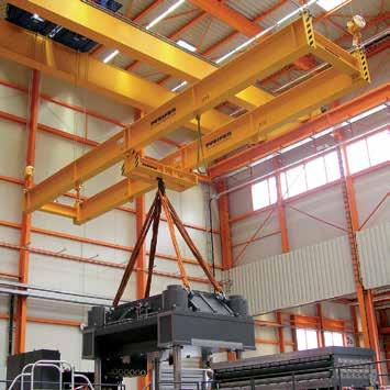 Regulowany, z elektrycznym napędem śrubowym do kotew transportowych. Nośność 50.000 kg.