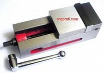 CNC Profi 25 5,00 zł Rozstaw szczęk po zewnętrznej stronie 300mm ciężar 9 kg IMCNC/60 CNC Profi 60 569,00 zł Rozstaw szczęk po zewnętrznej stronie 395mm ciężar 26 kg Imadła precyzyjne z żeliwa