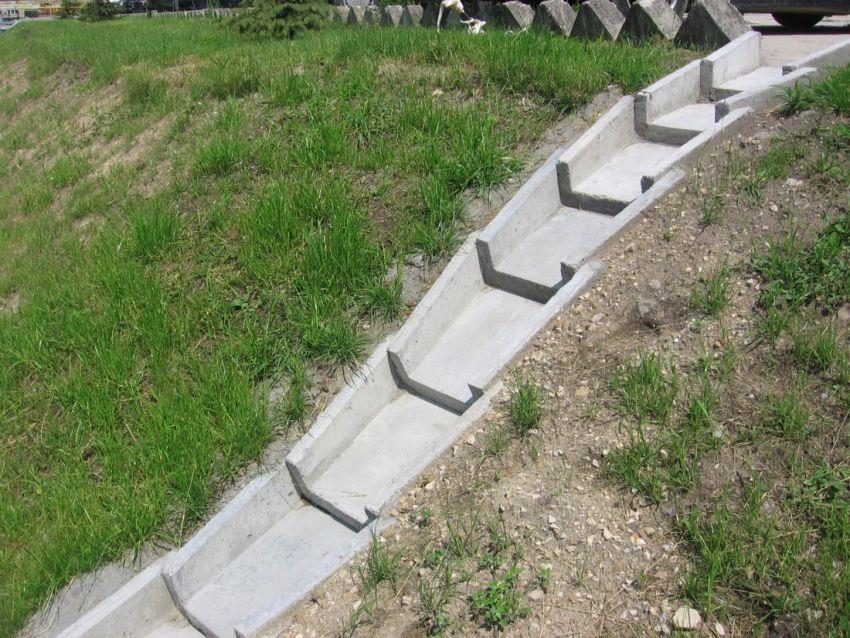 Elementy prefabrykowane znajdują swoje zastosowanie w dwóch istotnych gałęziach infrastruktury