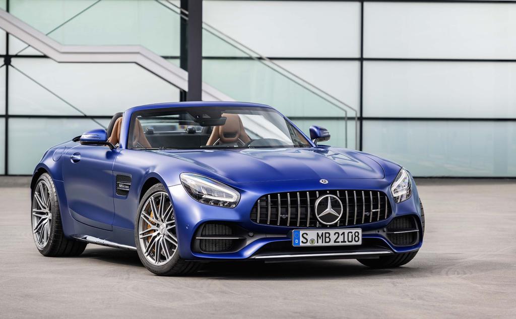 Mercedes-AMG GT Roadster.