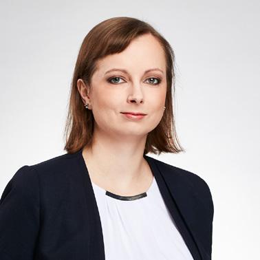 Z drugiej strony, swobodna wymiana treści w sieci często prowadzi do naruszenia zarówno praw autorskich, jak i znaków towarowych.