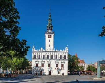 Stworzyła tu silny ośrodek intelektualny, szczycący się tolerancją religijną, gościła uczonych i pisarzy, których była mecenasem. Królewna zmarła w 1625 r.