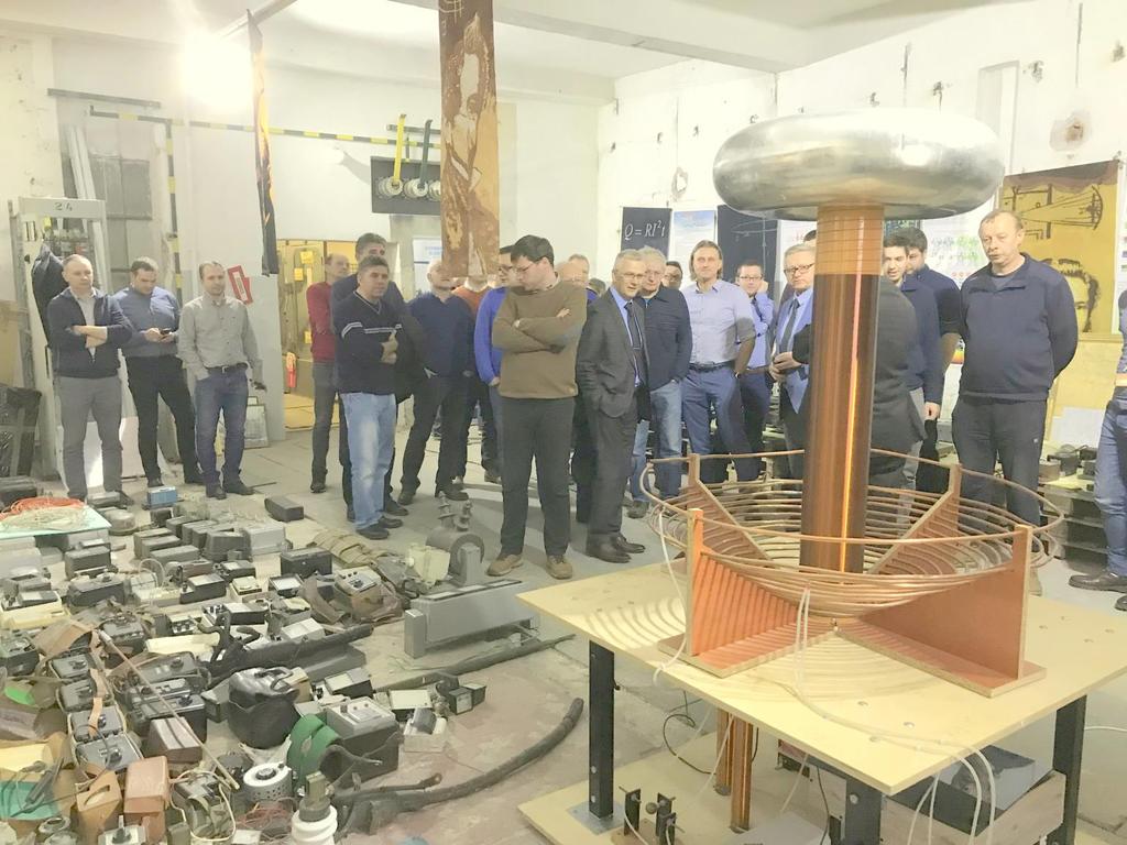 wizyta energetyków w muzeum Na początku lutego nasze " muzeum" zwiedziła grupa energetyków zatrudnionych głównie w ENERGA-Operator SA.