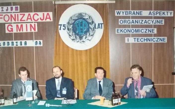 Historia Oddziału - cz.7 Nowa kadencja władz Oddziału rozpoczyna się w zupełnie nowych warunkach ekonomiczno-gospodarczych. Entuzjastycznie witane, zapoczątkowane w 1989 r.