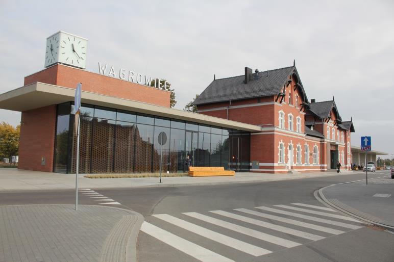 Dworzec kolejowy w Wągrowcu po modernizacji. 3.4.14. Tereny rekreacyjne 18. Skontrolowano 18.