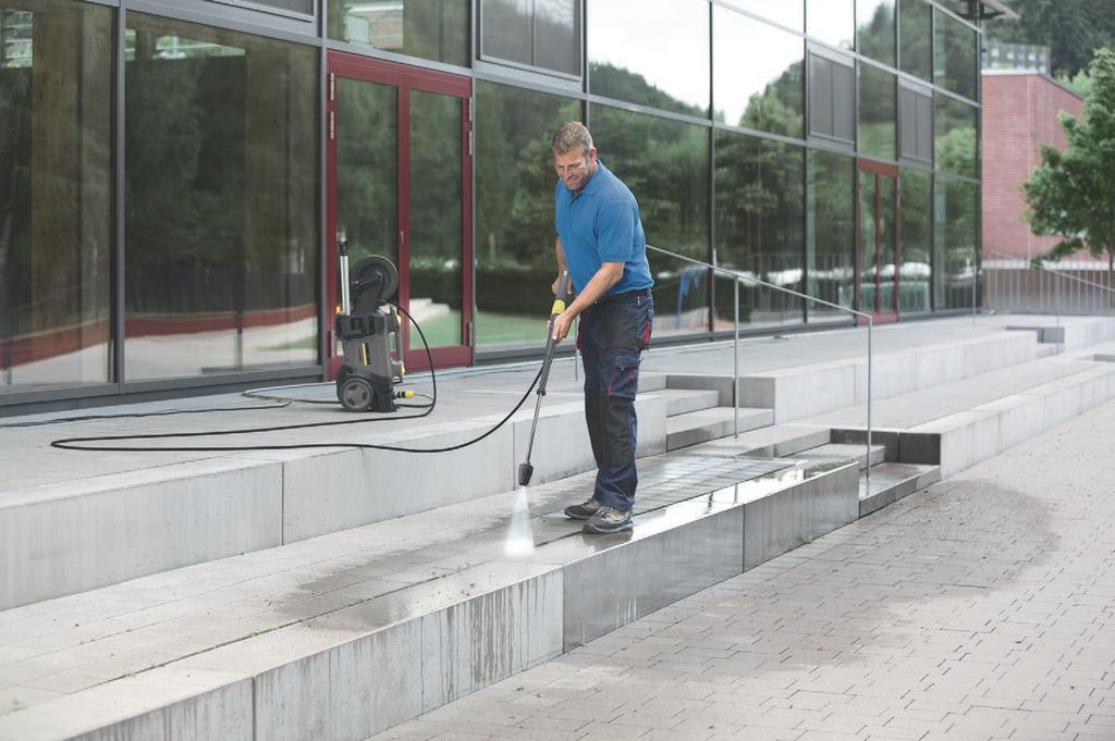 HD 5/17 CX Plus Dane techniczne Automatyczne obniżanie ciśnienia po wyłączeniu urządzenia Praca w pionie i w poziomie Oszczędza energię i czas: pistolet wysokociśnieniowy EASY!