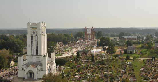 5. ŠILUVA (SZYDŁÓW) 5. ŠILUVA Miejscem pielgrzymkowym i zabytkiem urbanistycznym jest miasteczko Šiluva. W ołtarzu głównym bazyliki pw.