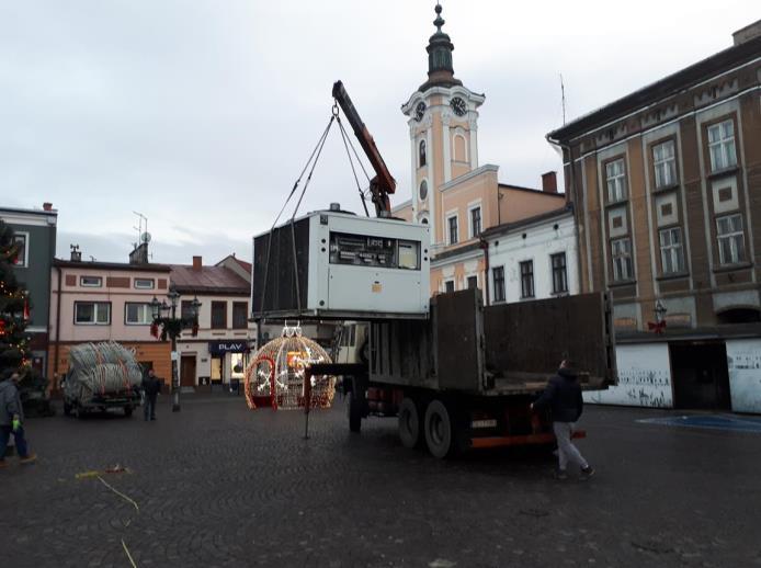 SOSiR zarządza również wyciągiem narciarskim Pod Dębem. Niestety, pogoda w tym sezonie zimowym nie jest łaskawa dla narciarzy.