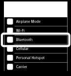 Po włączeniu zestawu nagłownego zostanie odtworzona wskazówka głosowa Bluetooth connected (Nawiązano połączenie Bluetooth), jeśli zestaw połączy się automatycznie z ostatnio podłączonym urządzeniem.