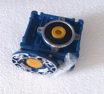 DETERJAN DOZAJ POMPASI ELK-237 DW SERİSİ PARLATICI DOZAJ POMPASI ELK-238 DW SERİSİ SDR 30İ 60-56 B14