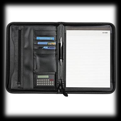 7 Pióro w eleganckim etui Pióro wieczne wysokiej jakości wraz z nabojami, zapakowane w eleganckie pudełko; korpus i nasadka w kolorze stali satynowej wyposażone w tradycyjną stalówkę z wysokiej