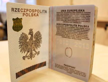 przedstawiające najważniejsze postacie, wydarzenia, miejsca i symbole związane z tym wydarzeniem.