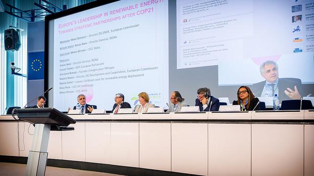 niezbędne są procesy legislacyjne, które pozwolą ukształtować przyszłość rynku energetycznego z punktów widzenia interesu klientów 2.