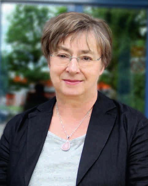 firmach konsultingowych i badawczych, organizacjach pozarządowych oraz administracji publicznej i samorządzie. Sprzyjają także kreowaniu pomysłów na własny biznes.