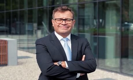 Wydziału), adwokat, autor kilkudziesięciu opracowań z zakresu prawa podatkowego i finansowego.
