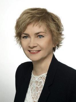 Członek Stowarzyszenia - Centrum Informacji i Organizacji Badań Finansów Publicznych i Prawa Podatkowego Krajów Europy Środkowej i Wschodniej, Państwowej Komisji Egzaminacyjnej ds.