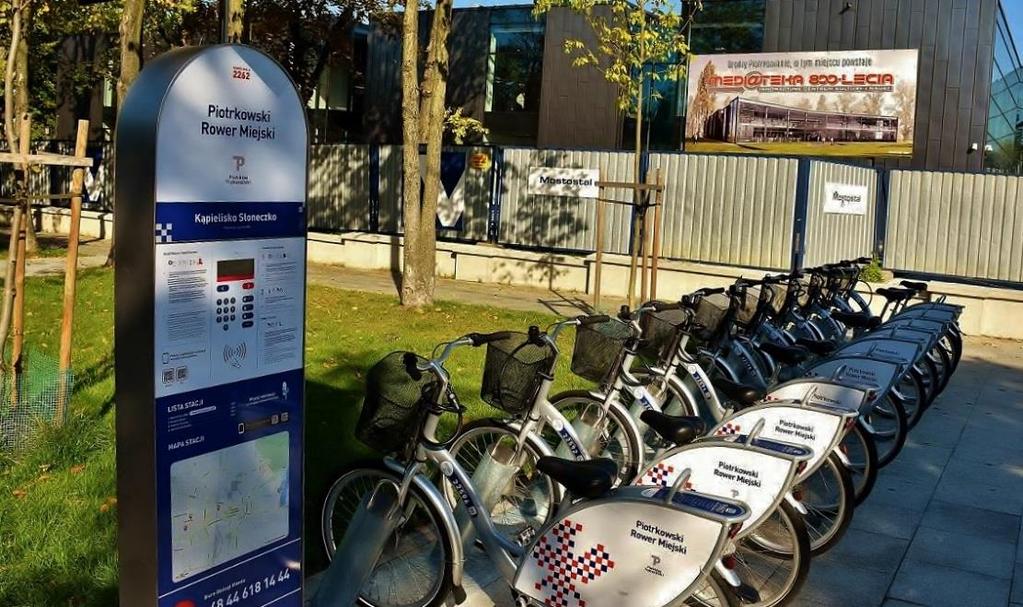 Przez cztery miesiące ubiegłego roku, tj. od 25 lipca do 25 listopada, na terenie Piotrkowa funkcjonował pilotażowy projekt roweru miejskiego. W czterech stacjach można było wypożyczyć 32 rowery.