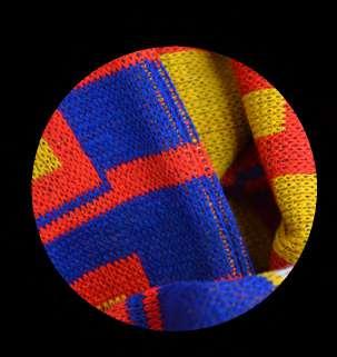 SZALIKI DZIANE KNITTED SCARVES ROZMIAR / SIZE: 18x145 cm Podstawowy typ szalika kibicowskiego z MożliwośCIĄ uwzględnienia HAFTÓW.