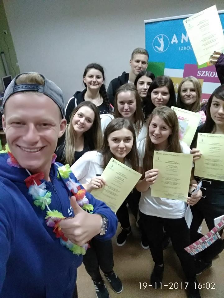kurs barmana, kurs operatora wózków widłowych, kurs