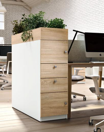 14 OFFICE 01 15 04 Szafka tower Szafka wyposażona w dwa fronty uchylne z cichym domykiem i samodociągiem. Szafka wyposażona w dwie szuflady płytowe standard LUX (cichy domyk, samodociąg).