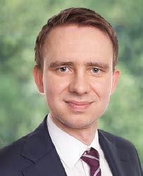 Ekspert w grupie roboczej ds. IoT Ministerstwa Cyfryzacji. Przygotowuje rozprawę doktorską o umowach Software as a Service.