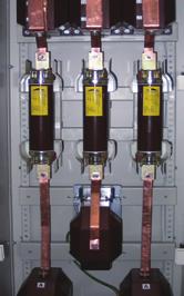 Dane do zamówień i najważniejsze parametry wkładek 10/24 kv WKŁADKI TOPIKOWE C, siła wybijaka - 50N Straty mocy przedłukowa Pn (W) I 2 t min (A 2 s) wyłączania 2 A C 10/24kV 2A 50N (292mm) 004255103