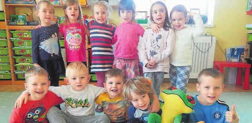 Nszą zwycięską grupę tworzy 24 dzieci. - Wspólnie z koleżnką Urszulą Półtork, prcuję z tymi dziećmi od smego początku już 3 lt.