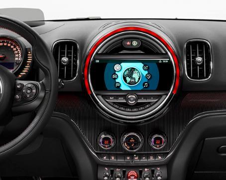 Strona 13 Nowe John Cooper Works Countryman. Nowoczesne systemy wspomagające kierowcę, wysokiej jakości wyposażenie dodatkowe oraz indywidualny styl.