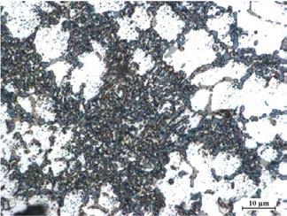 T. Szymczak, G. Gumienny, D. Wilk-Kołodziejczyk, T. Pacyniak: Effect of chromium on the crystallization process obszar eutektyk α(al) a) b) Rys. 10.