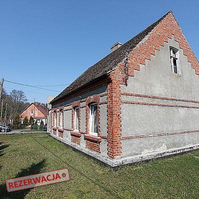 Nieruchomość o powierzchni całkowitej 112 w tym poddasze 50 m2 do adaptacji